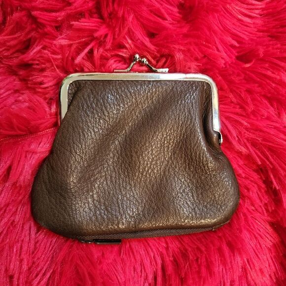 Vintage Brown Genuine Pebbled Leather Coin Pouch with Silver Toned Kiss Lock - Picture 2 of 9